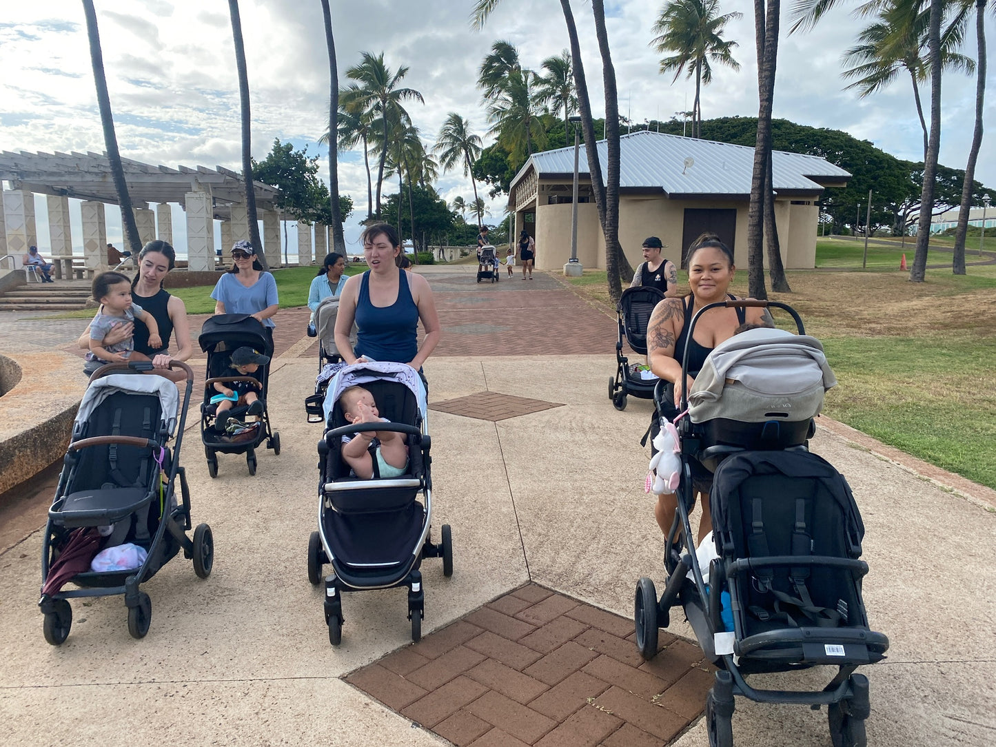 Oahu Mother's Day Walk - May 4