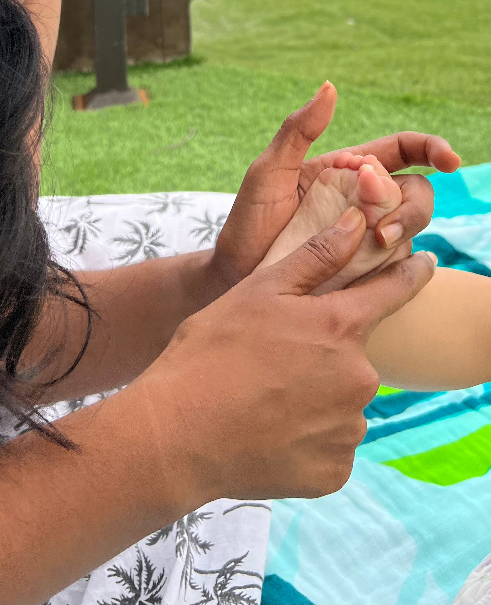 3 little ducks baby massage class oahu